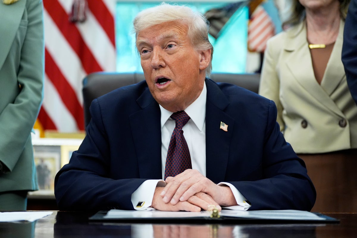 Donald Trump accuses journalist of ‘hurting Australia’ for asking about his wealth