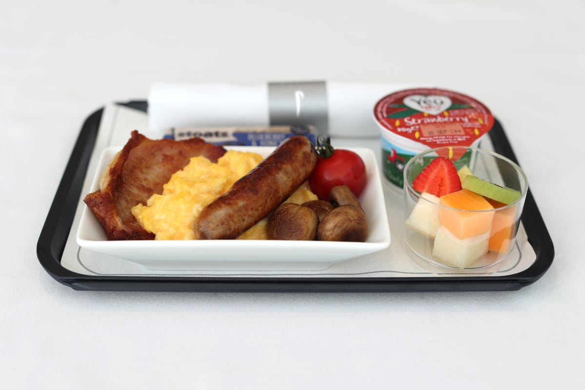 British Airways cuts hot breakfast service in latest business class ‘trial’