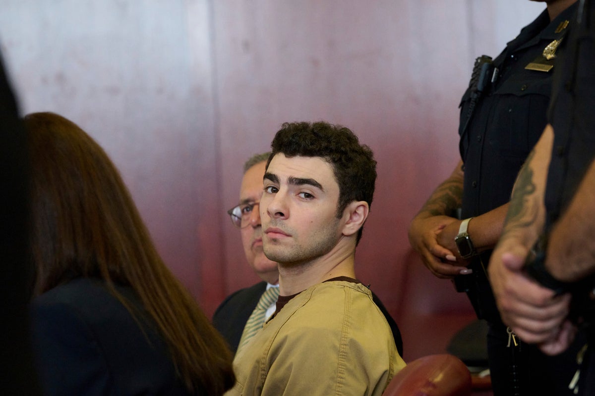 Trump DOJ risks losing death penalty for Luigi Mangione if officials don’t stop talking about his ‘guilt’: judge