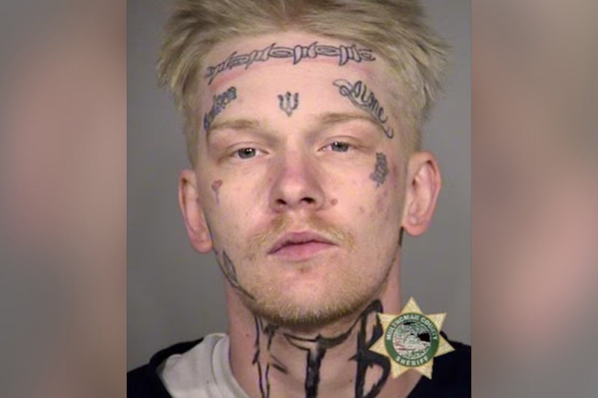 Oregon murder suspect still at-large after being released by accident this week