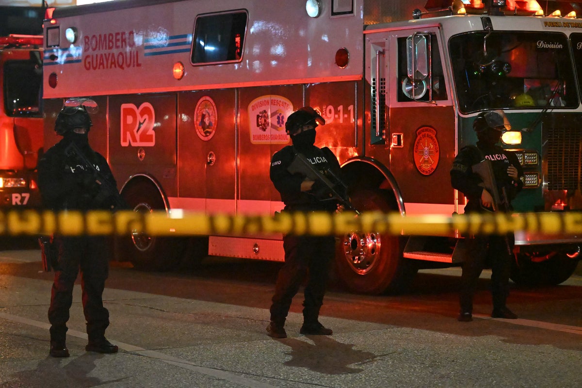 Bridge explosions follow deadly car bomb in Ecuador