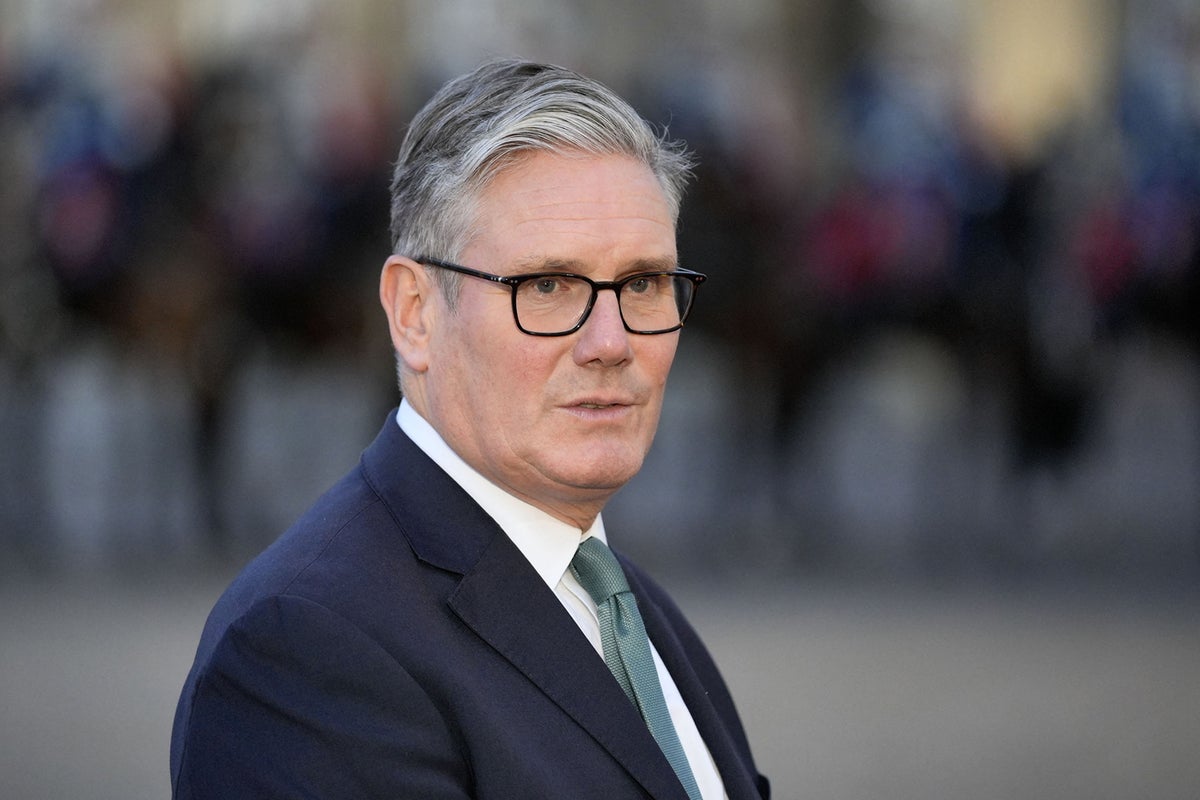 Keir Starmer in asylum crackdown as he vows to end ‘golden ticket’ for migrants