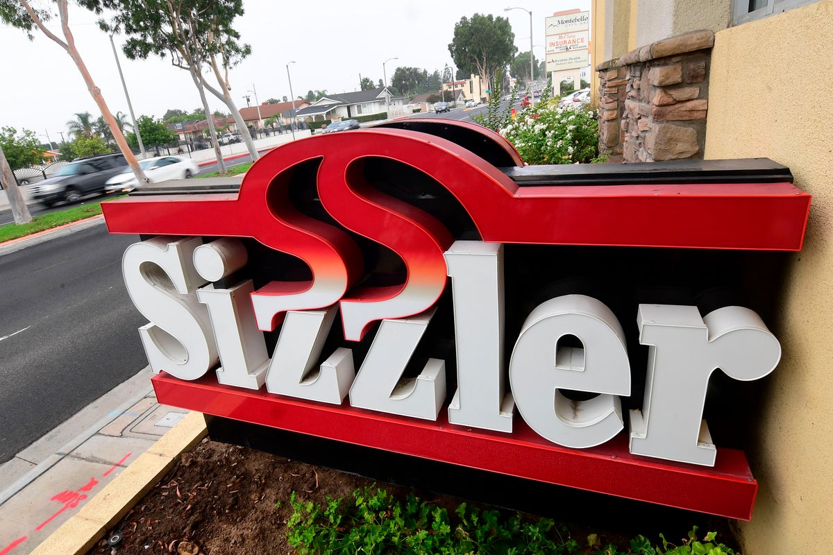 Bring back the sizzle! Popular 1990s chain returns as nostalgia fuels rebirth of another brand