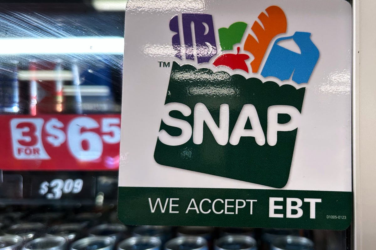 How fast will SNAP food stamps start flowing again once the government reopens?