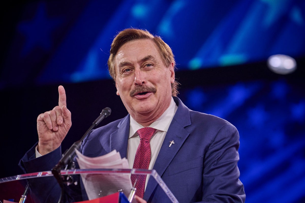 MyPillow founder turned MAGA superstar Mike Lindell files as candidate for Minnesota governor