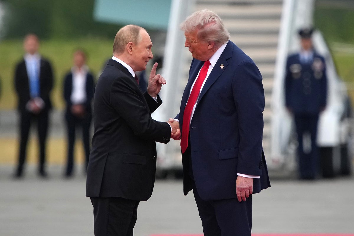 Ukraine-Russia war latest: Putin says talks with Trump envoy were ‘difficult’ ahead of US-Ukraine meeting