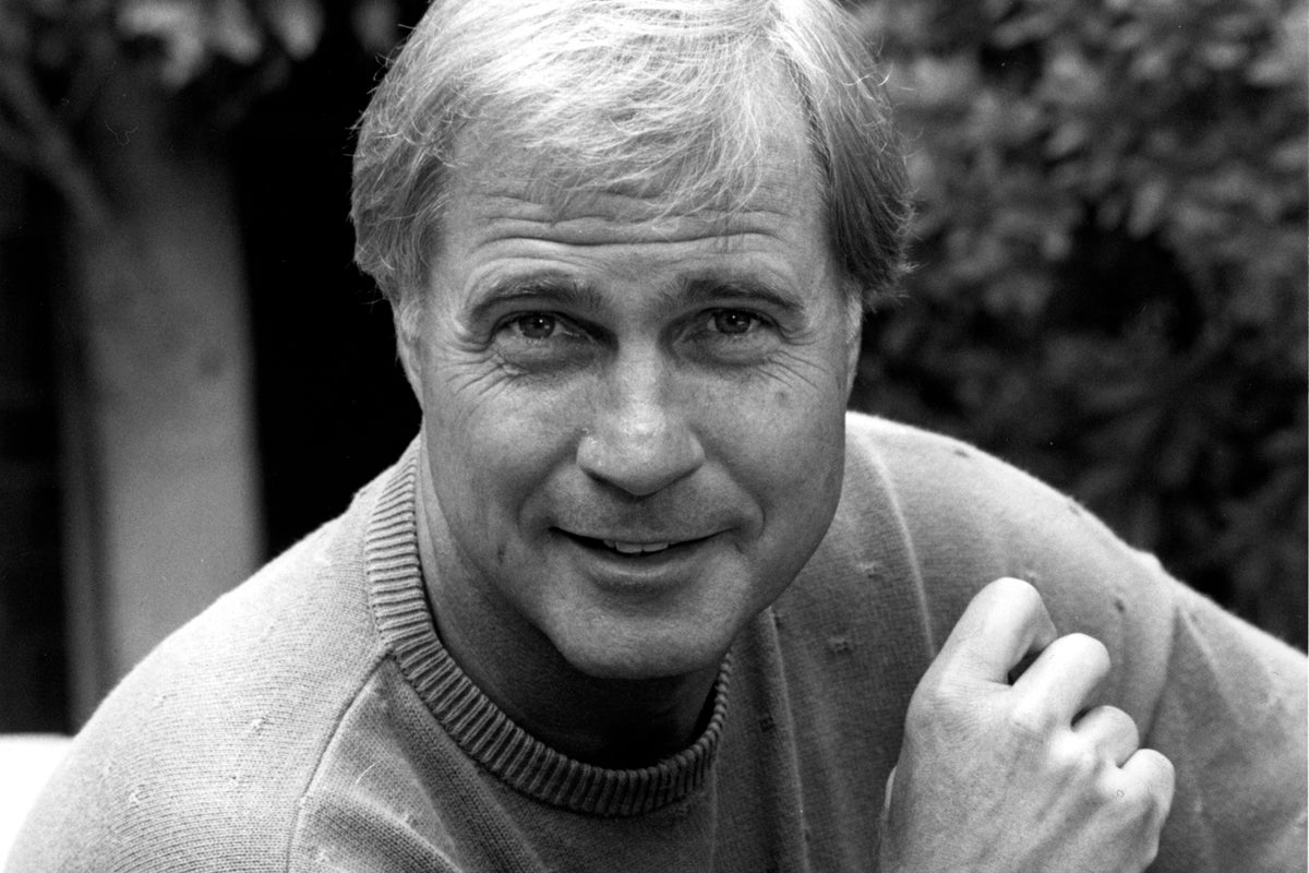 ‘Buck Rogers’ star Gil Gerard dies at 82